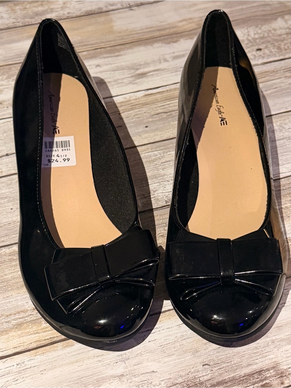 American Eagle Outfitters Black Patent Bow Wedge Pumps Women’s Size 4.5